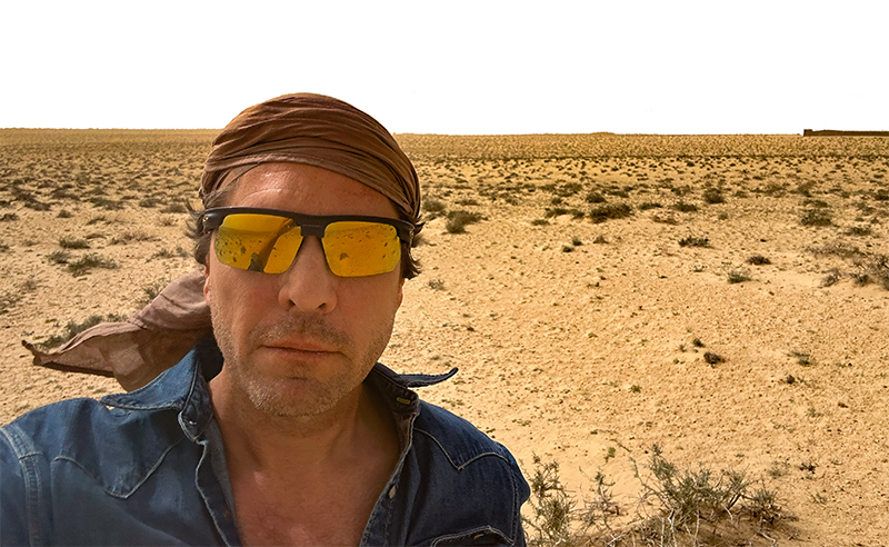 Benjamin Turin in the desert outside Tozeur